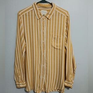 American Eagle Outfitters Striped Yellow and Cream Button-Up Shirt